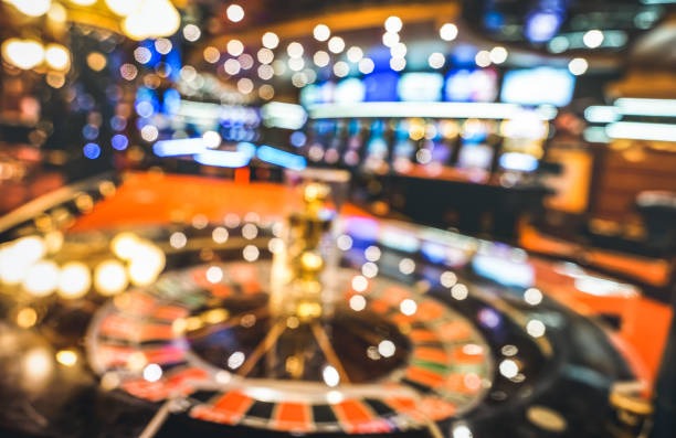 Roulette wheel and betting table interface on sumbertoto platform with spin controls and bet placement options